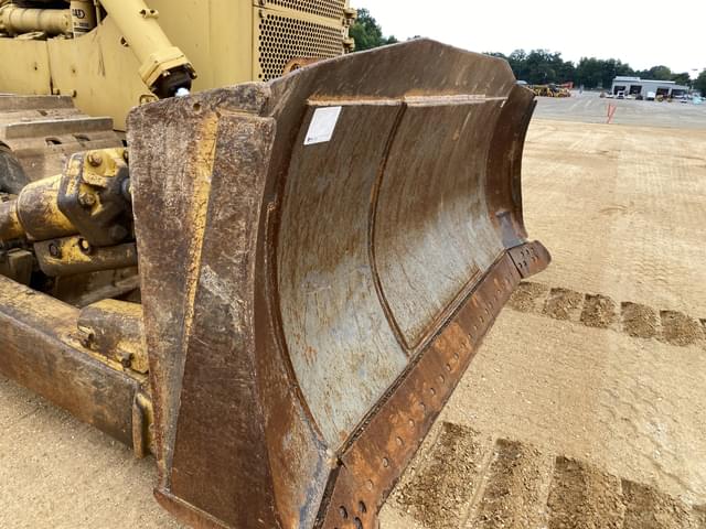 Image of Caterpillar D9H equipment image 4