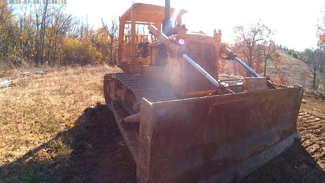 Image of Caterpillar D6C equipment image 2