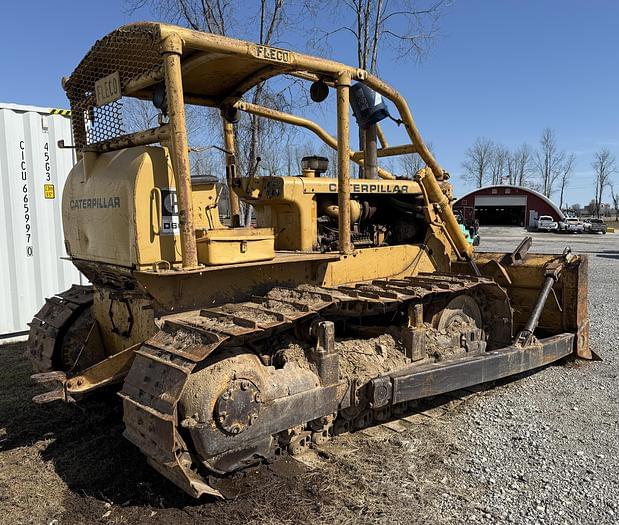 Image of Caterpillar D6C equipment image 3