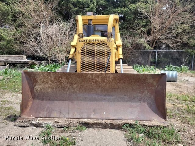 Image of Caterpillar D6C equipment image 1