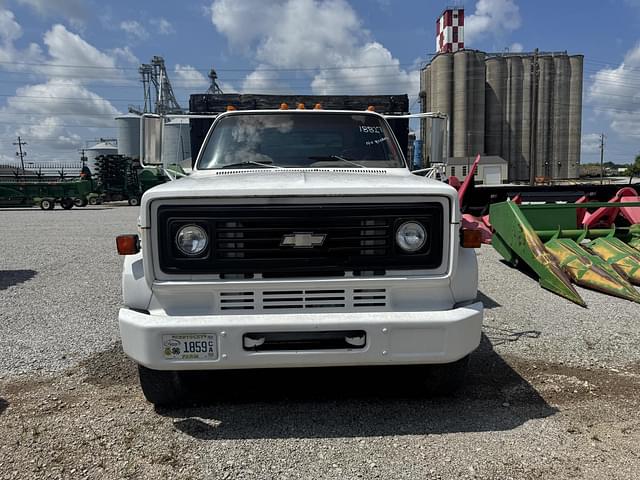 Image of Chevrolet C65 equipment image 1