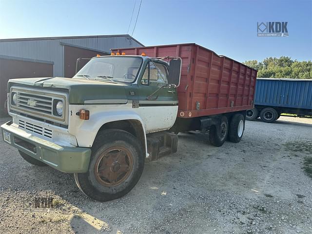 Image of Chevrolet C65 equipment image 1