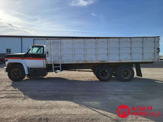 Image of Chevrolet C65 equipment image 4