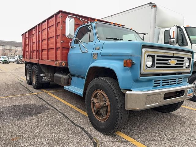 Image of Chevrolet C65 equipment image 2