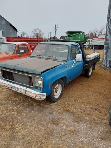 Main image Chevrolet Custom Deluxe 20