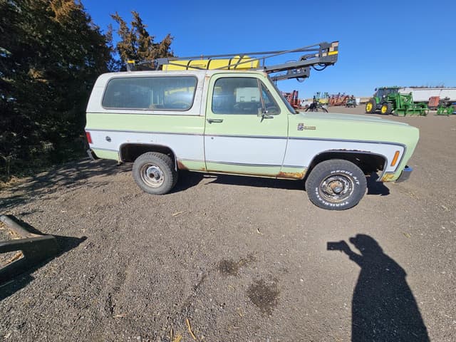 Image of Chevrolet K10 equipment image 3