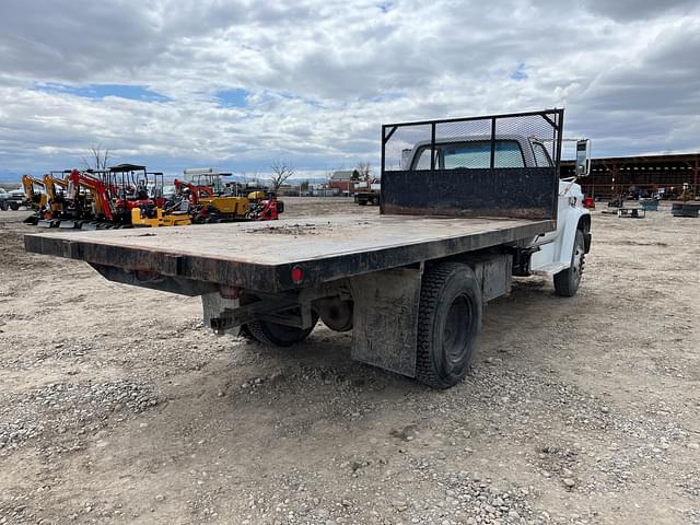Image of Chevrolet C60 equipment image 4