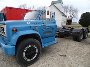 1976 Chevrolet C65 Equipment Image0