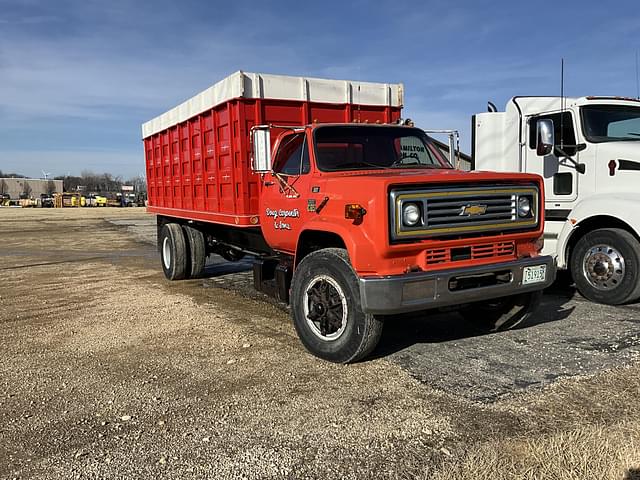 Image of Chevrolet C70 equipment image 1