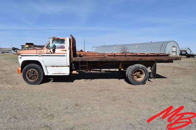 Image of Chevrolet C65 equipment image 3