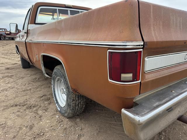 Image of Chevrolet Cheyenne equipment image 4
