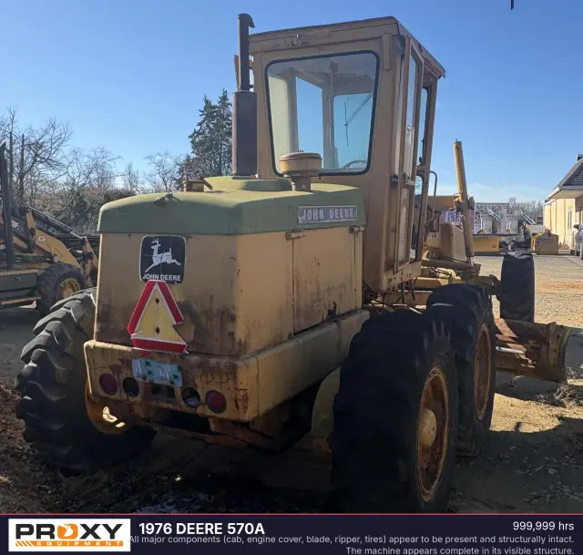 Image of John Deere 570A equipment image 2
