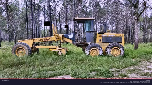 Image of John Deere 670 equipment image 2