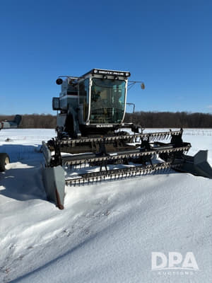 1976 Gleaner F3 Image