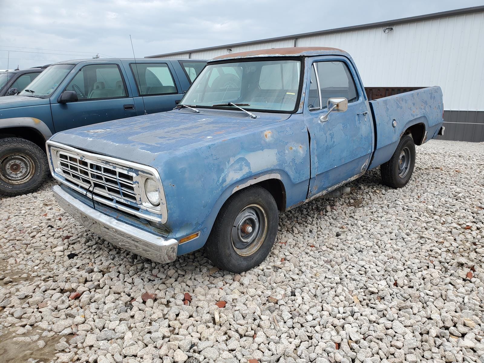 Main image Dodge D100