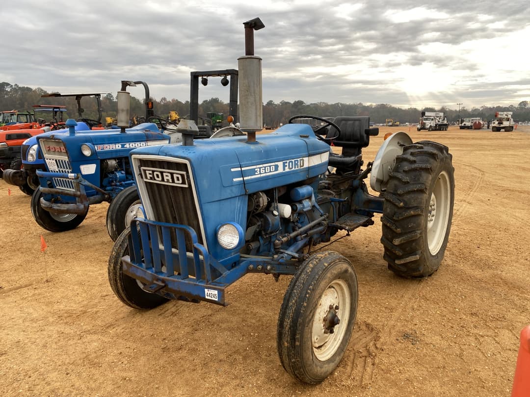 Image of Ford 3600 Primary image