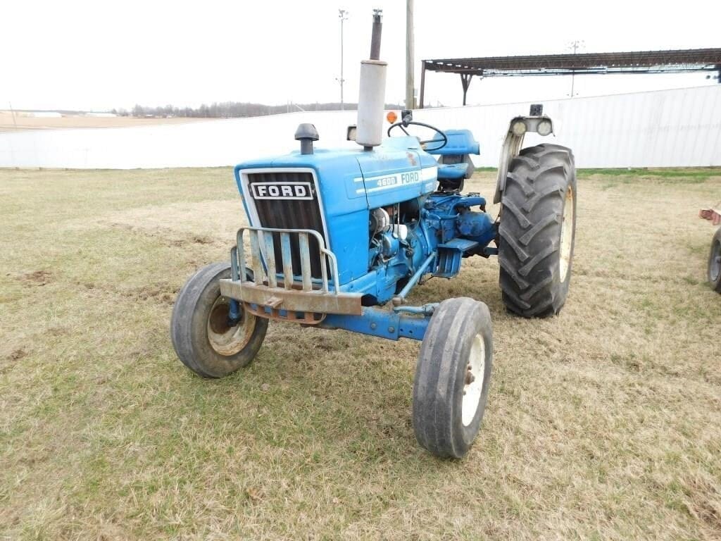 1976 Ford 4600 Equipment Image0