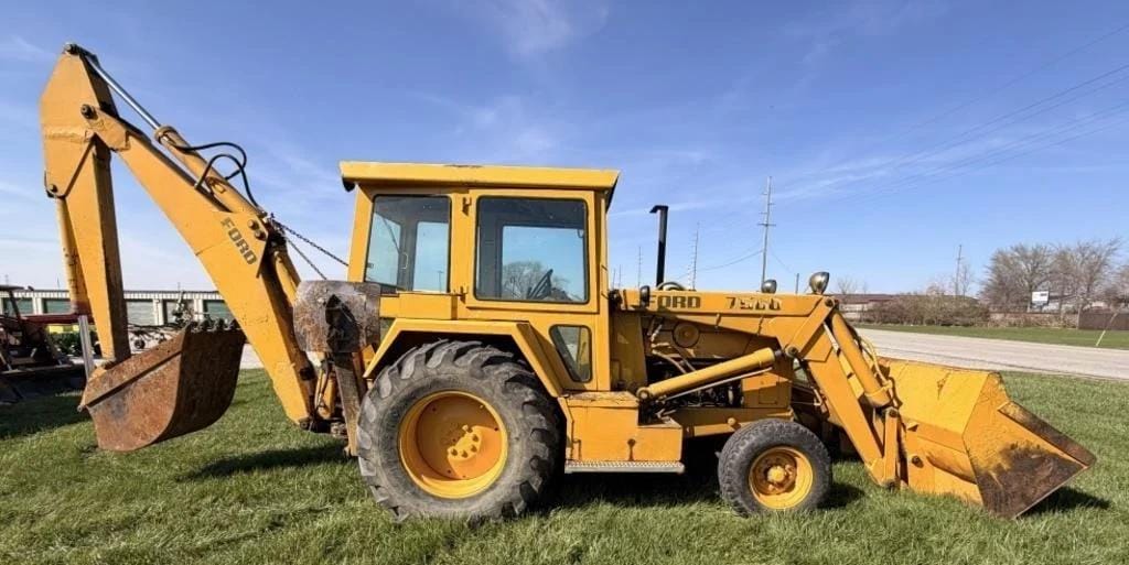 1976 Ford 7500 Equipment Image0