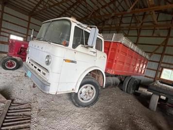 Main image Ford F-8000