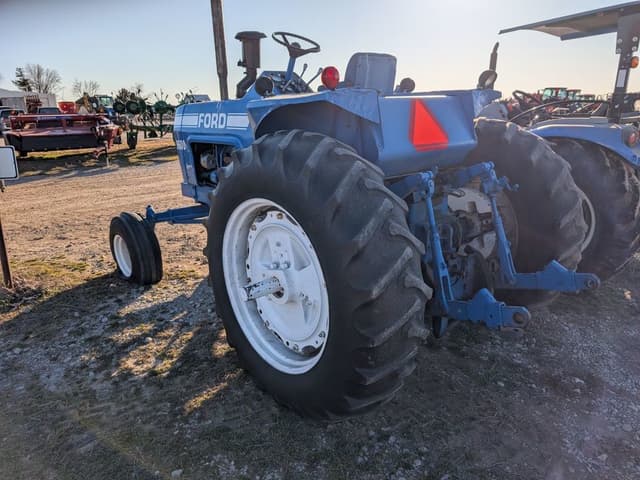 Image of Ford 9600 equipment image 2