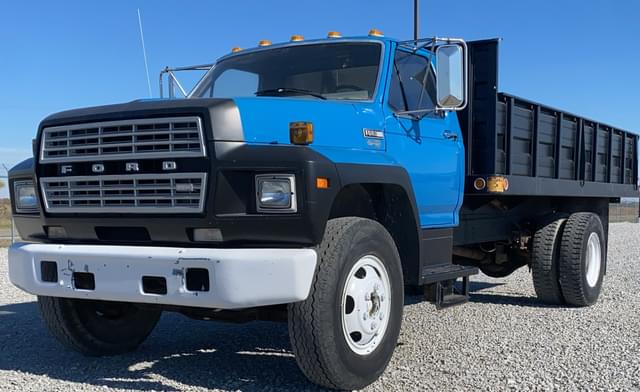 Image of Ford F-600 equipment image 1