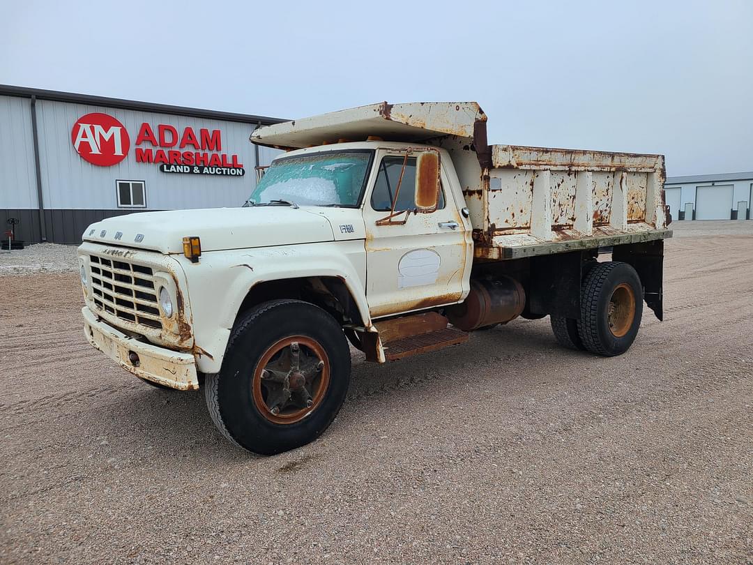 Image of Ford F-750 Primary image