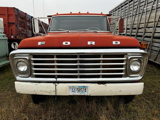 Image of Ford F-600 equipment image 1