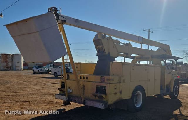 Image of GMC 6500 equipment image 4