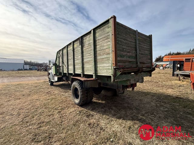 Image of GMC 6500 equipment image 4