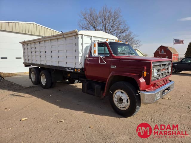 Image of GMC C6500 equipment image 1