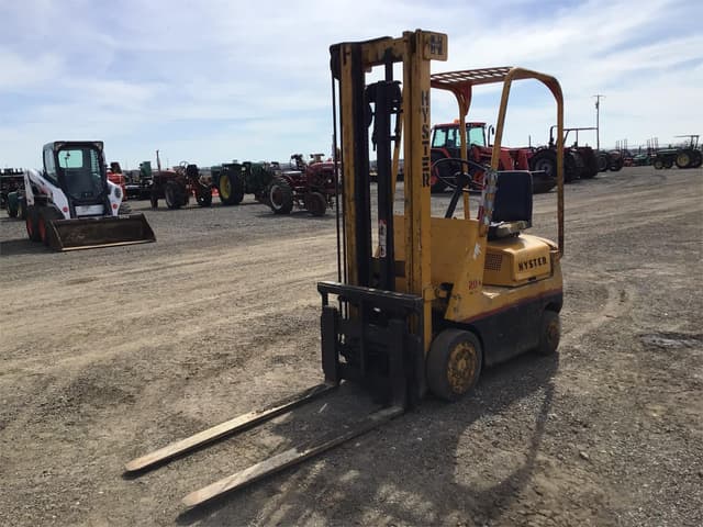 Image of Hyster S120E equipment image 3