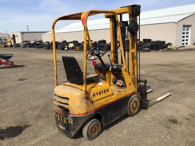 Image of Hyster S120E equipment image 4