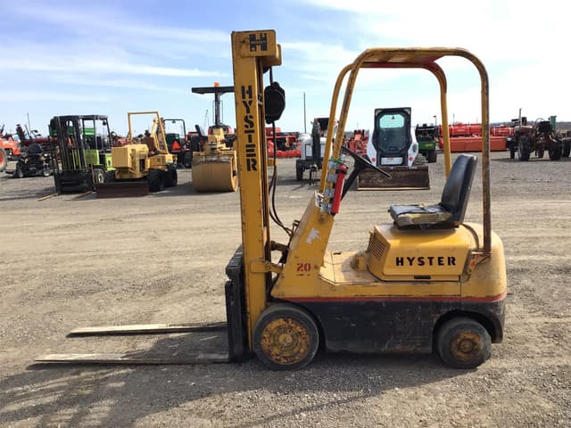 Image of Hyster S120E equipment image 1