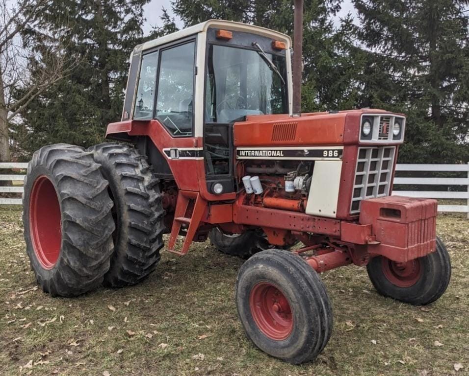 Main image International Harvester 986