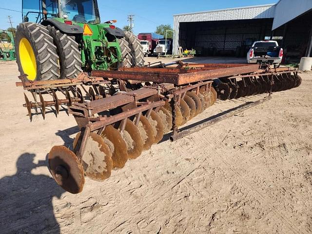 Image of International Harvester 480 equipment image 1