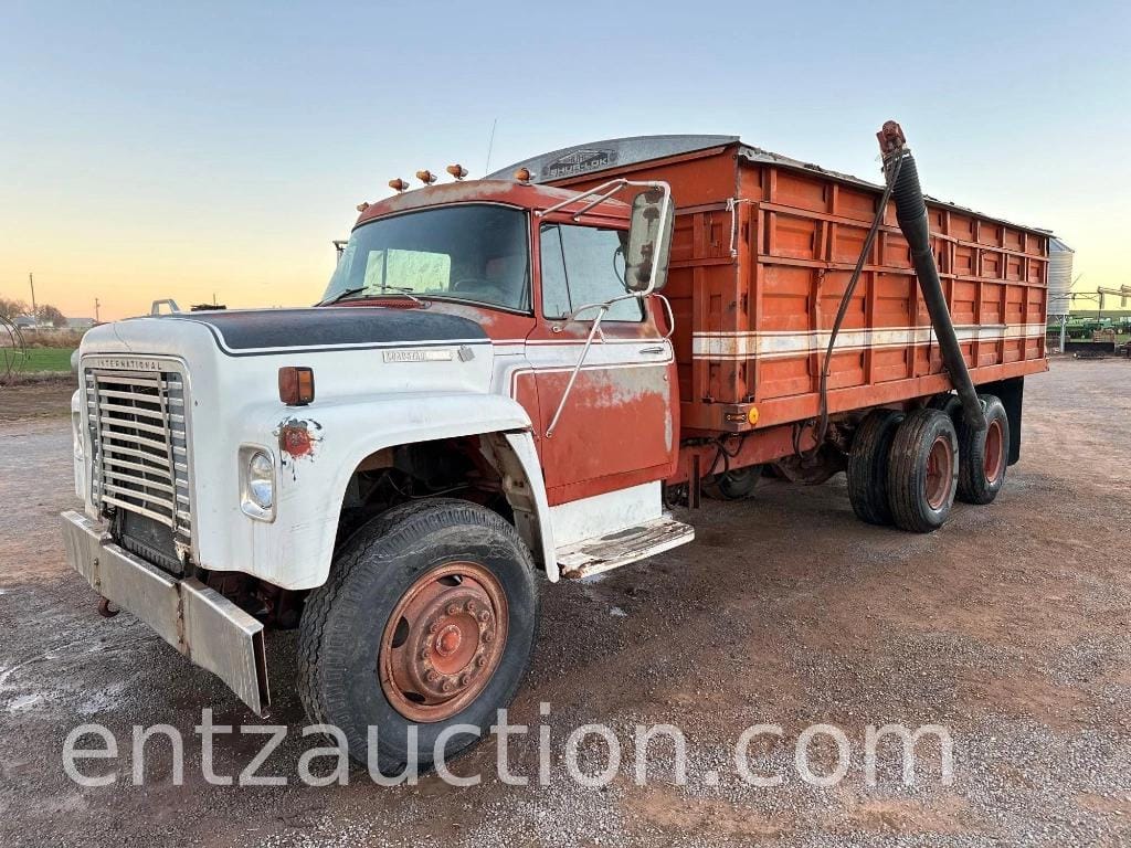 Main image International Loadstar 1700