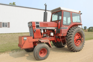 Main image International Harvester 1066