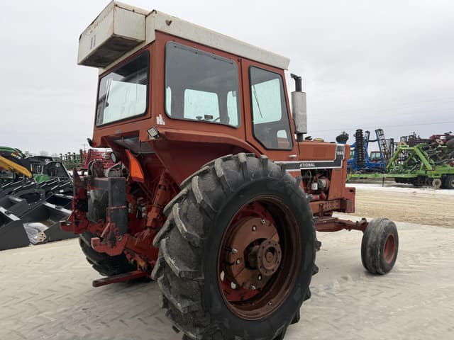 Image of International Harvester 1066 equipment image 4