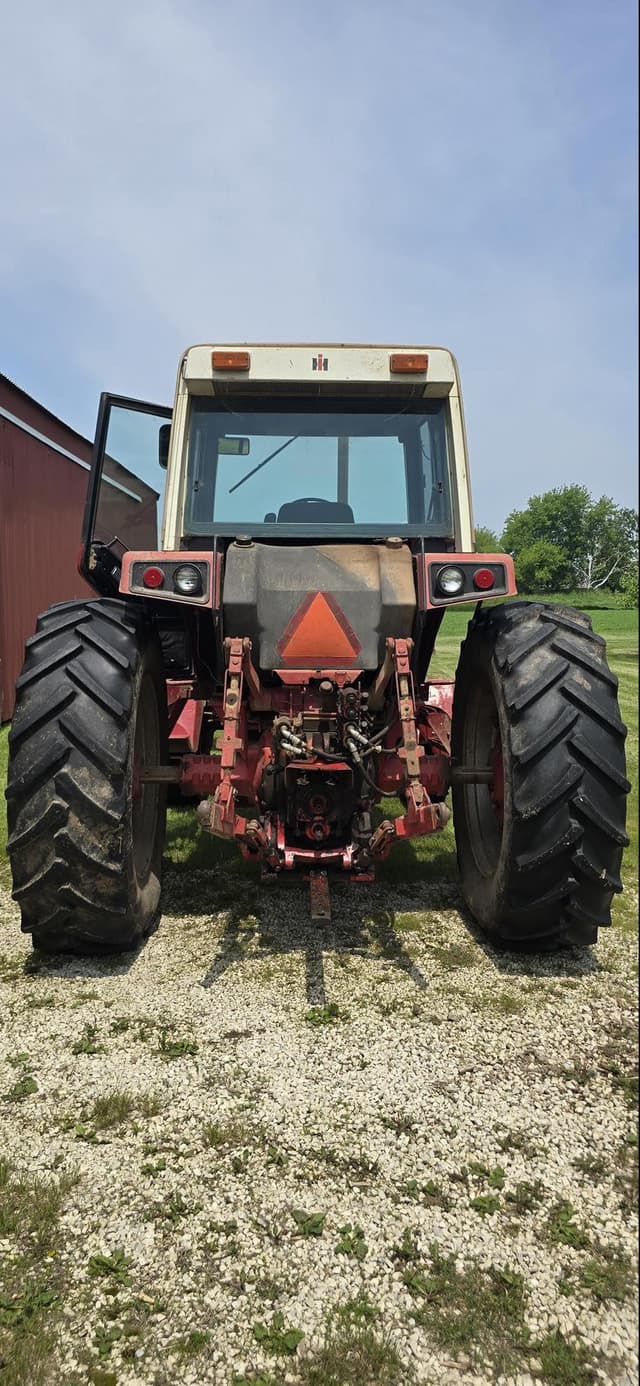 Image of International Harvester 1086 equipment image 3