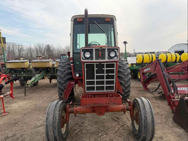 Image of International Harvester 1086 equipment image 2