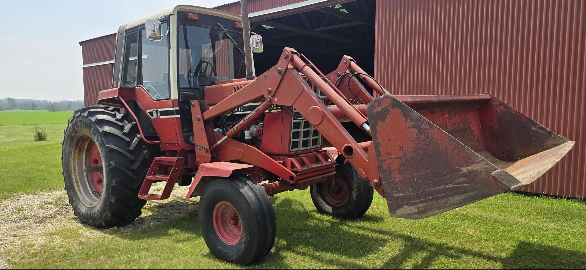 1976 International Harvester 1086 Equipment Image0