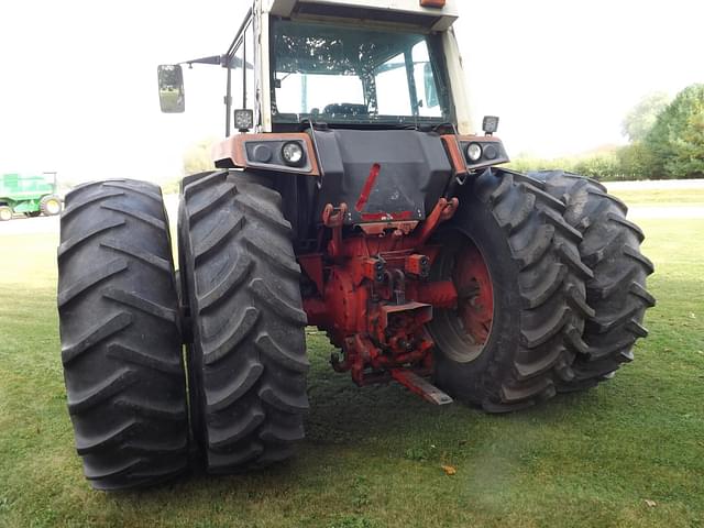 Image of International Harvester 1086 equipment image 4