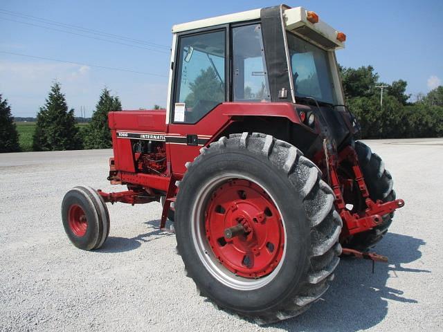 Image of International Harvester 1086 equipment image 4