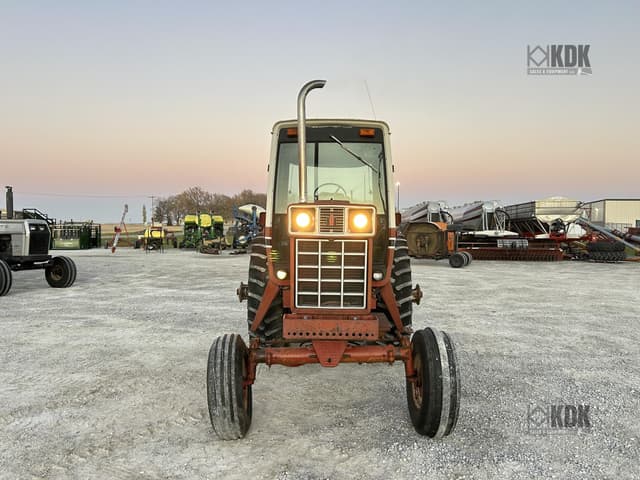 Image of International Harvester 1086 equipment image 1