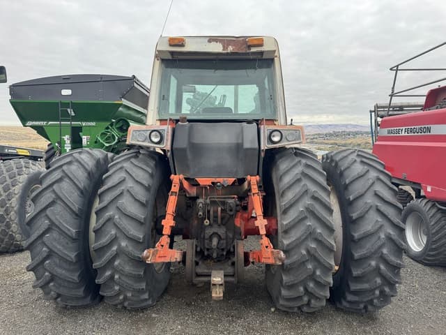 Image of International Harvester 1086 equipment image 4