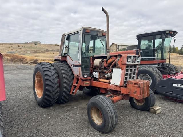 Image of International Harvester 1086 equipment image 2