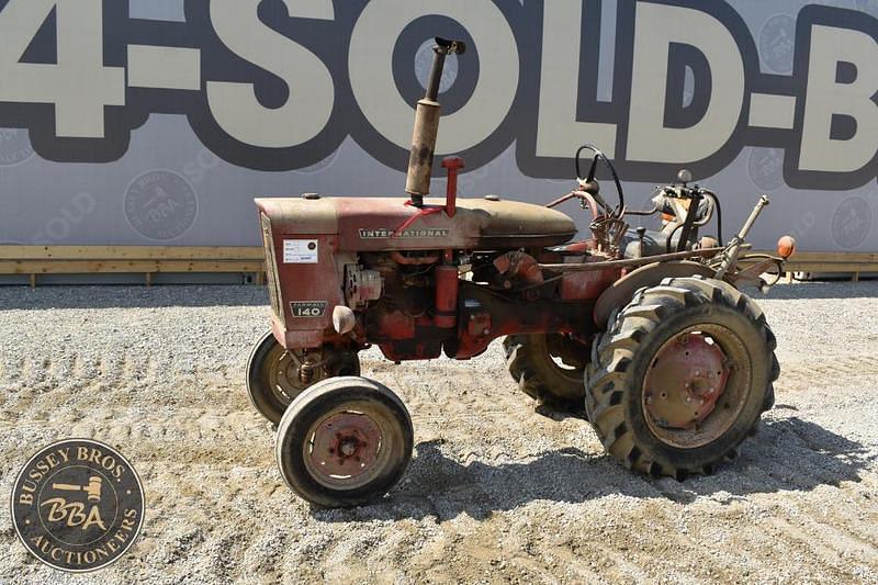 Image of International Harvester 140 Primary image