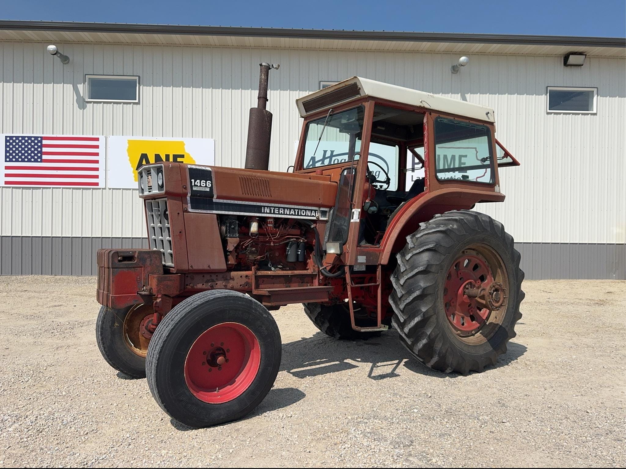 1976 International Harvester 1466 Equipment Image0