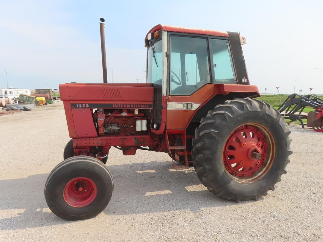 Image of International Harvester 1586 Primary image