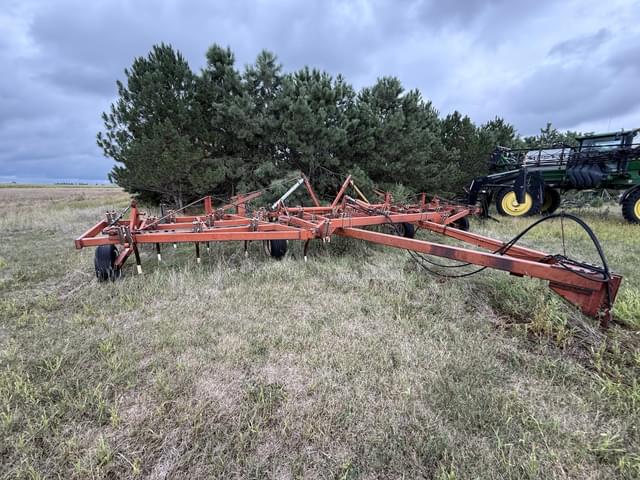 Image of International Harvester 5500 equipment image 2